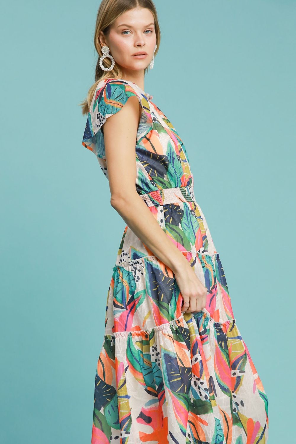 Umgee Full Size Leaf Print Cap Sleeve Tiered Midi Dress Plus Size.